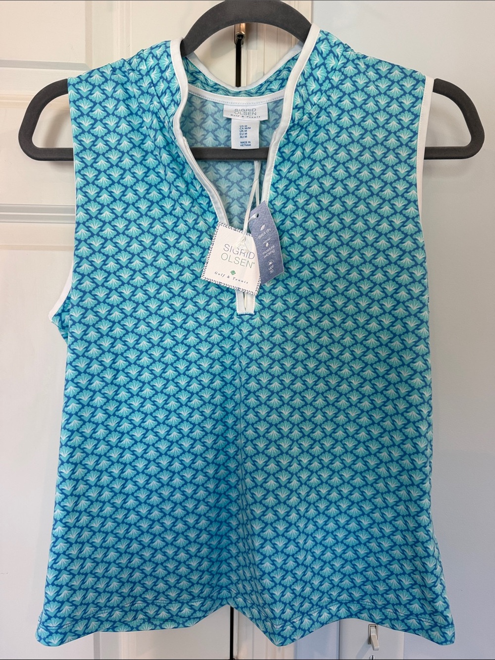 Sigrid Olsen Turquoise and White golf and tennis top